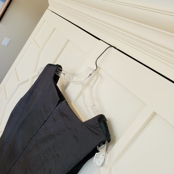 Black velvet long dress, square neck, sleeveless, handmade. approx. size 6. - Picture 9 of 11